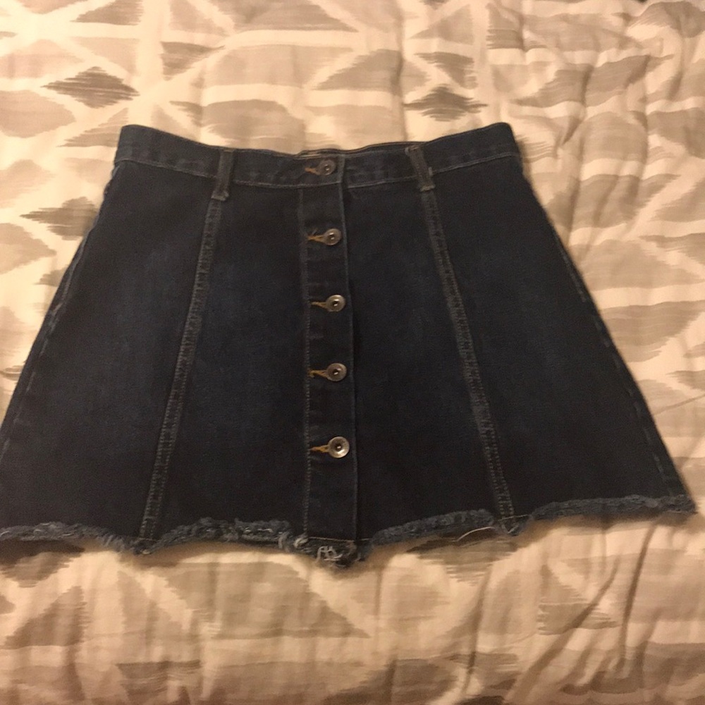 Forever 21 blue jean skirt 💙